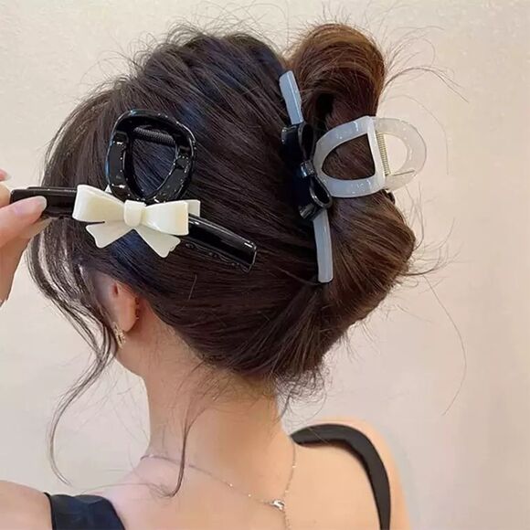 Mooclife Large Cellulose Bow Ribbon Hair Claw Clip. Black/White. - Picture 3 of 3